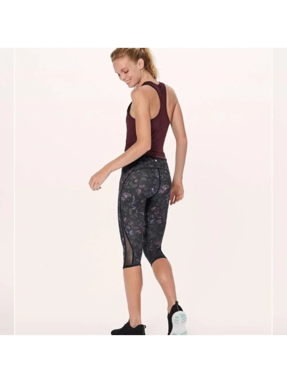 Lululemon Train Times Crop (17